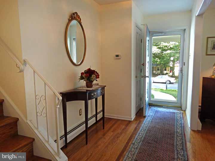 1721 Aidenn Lair Road Dresher, PA 19025 - Photo 3 of 22 Foyer