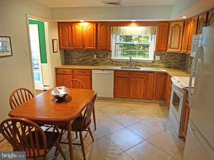 1721 Aidenn Lair Road Dresher, PA 19025 - Photo 6 of 22 Kitchen