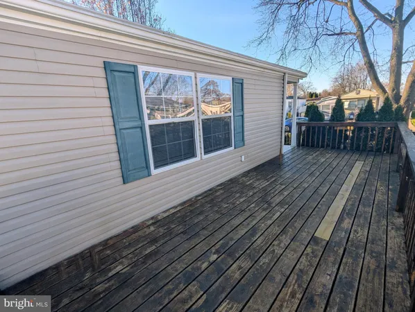 a view of a house with a roof