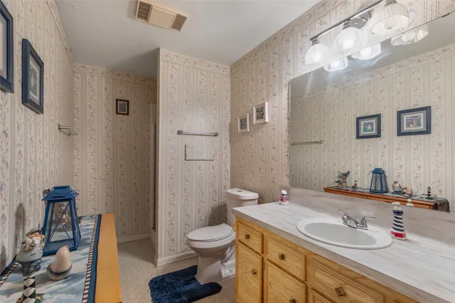 $275,000 | 600 Sam Houston Loop, Point Blank, TX 77364