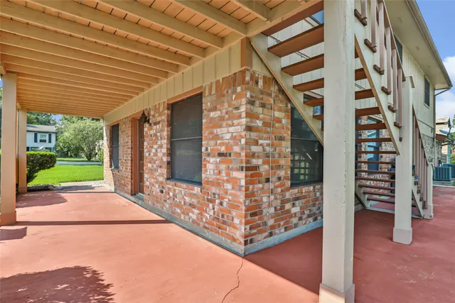 $275,000 | 600 Sam Houston Loop, Point Blank, TX 77364