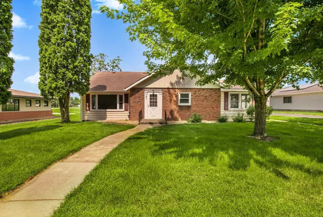 $270,000 | 21 Spruce Avenue West, Kimball, MN 55353