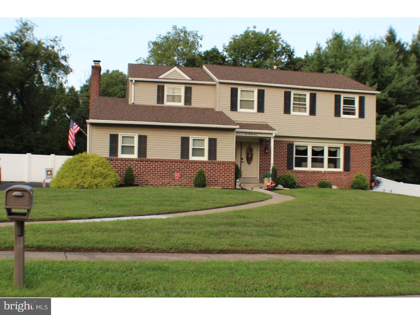 233 Beaver Road Southampton, PA 18966 - Photo 1 of 25 Gallery Image 1