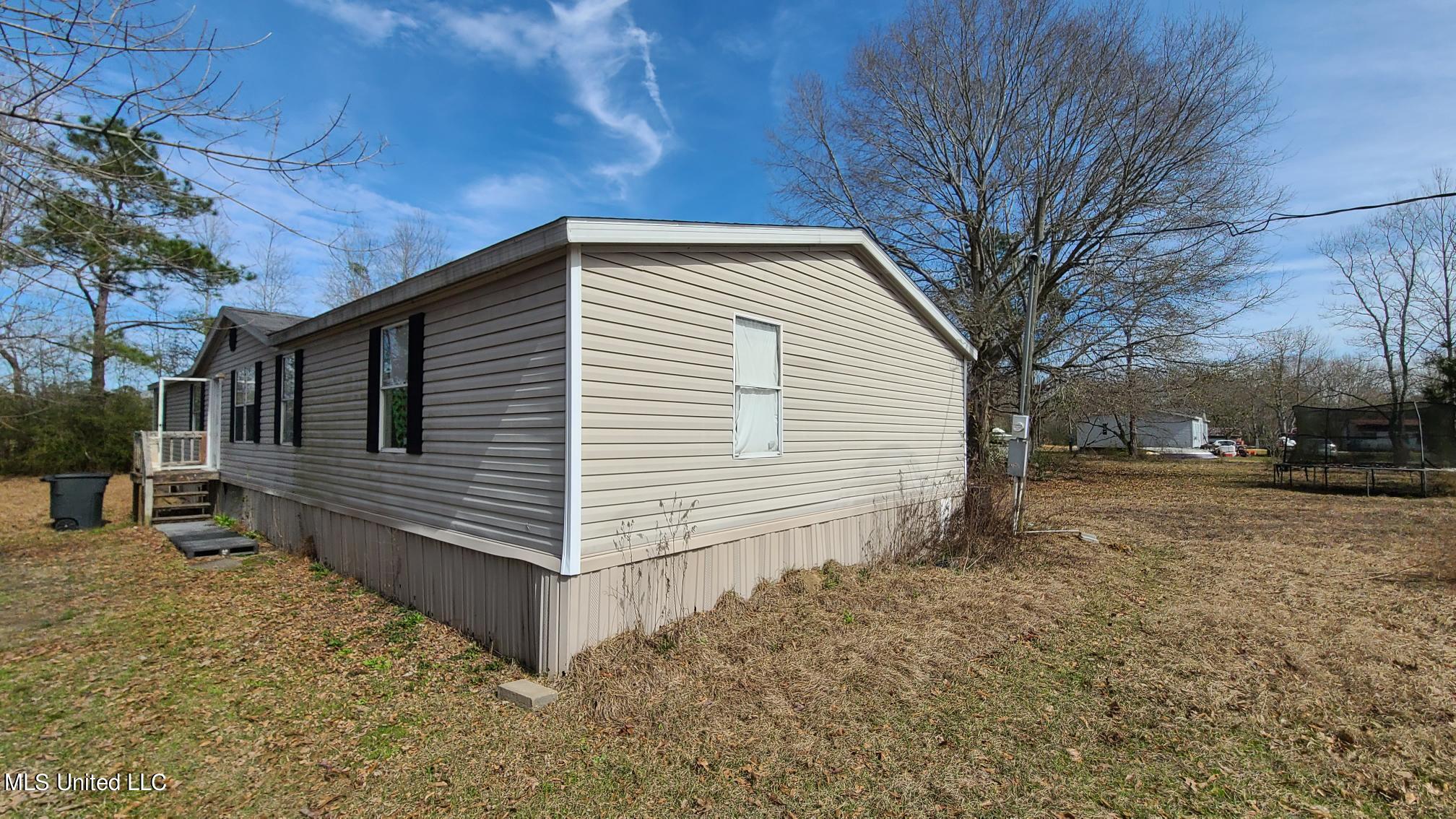 28 Broad Ridge Drive Carriere, MS 39426 - Photo 4 of 8 20240215_120057