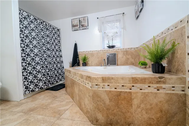 $540,000 | 970 York Avenue, Pawtucket, RI 02861