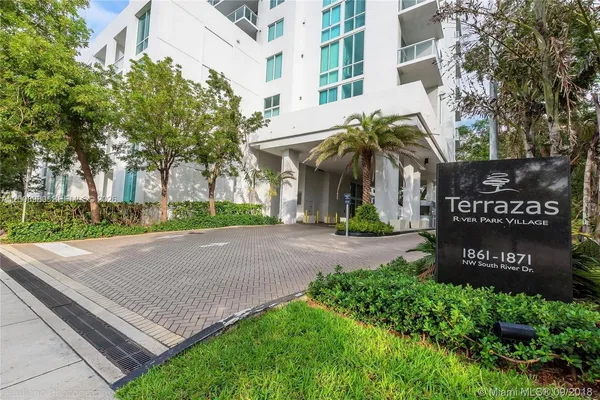 $2,500 | 1871 Northwest S River Drive, Unit 902, Miami, FL 33125