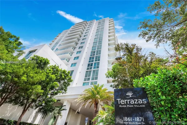 $2,500 | 1871 Northwest S River Drive, Unit 902, Miami, FL 33125