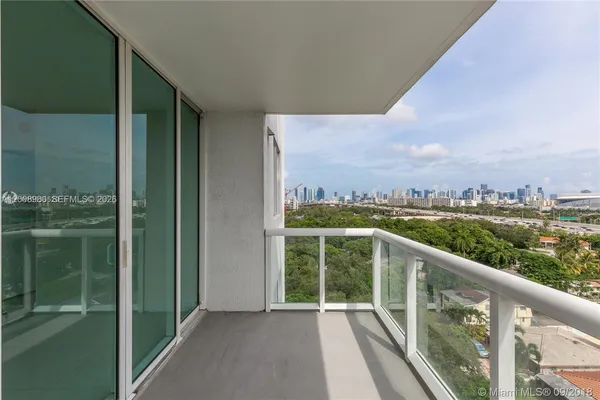 $2,500 | 1871 Northwest S River Drive, Unit 902, Miami, FL 33125