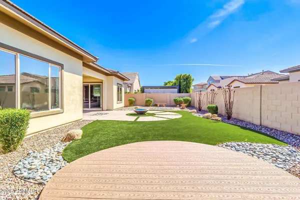 $1,090,000 | 1441 East Powell Way, Gilbert, AZ 85298