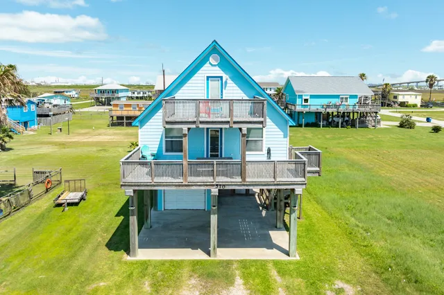 $434,900 | 510 Fort Velasco Drive, Surfside Beach, TX 77541