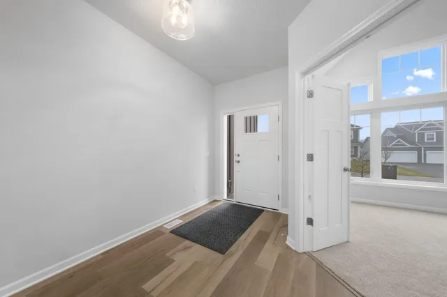 $687,000 | 6633 Wolfberry Curve, Minnetrista, MN 55331