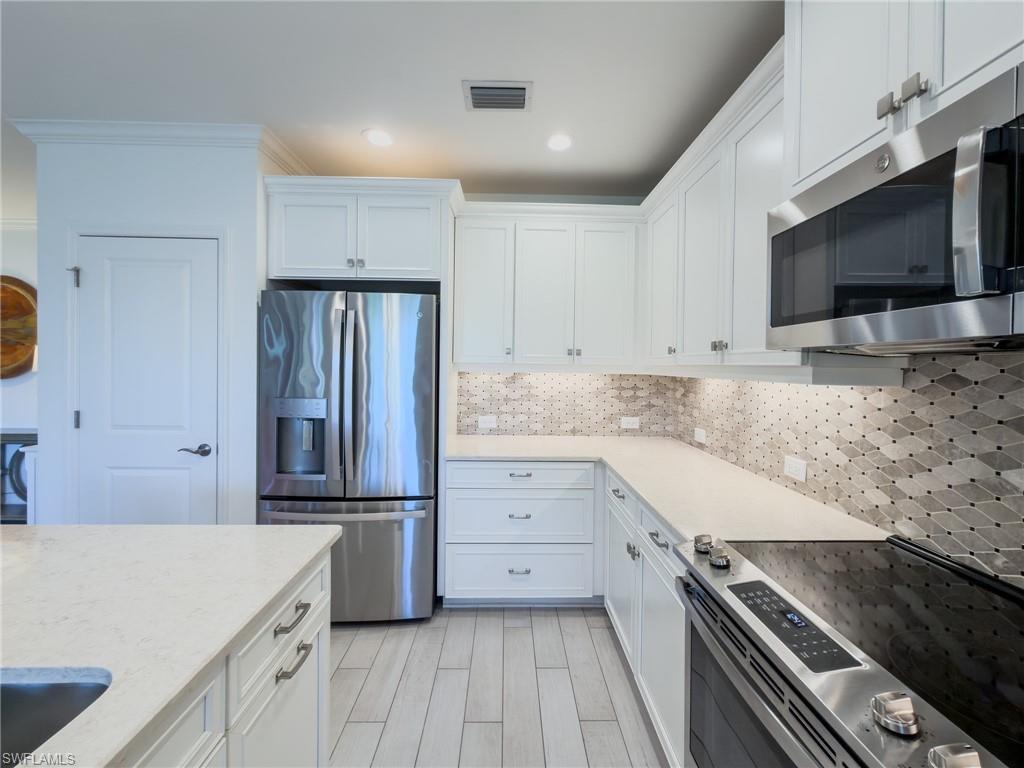 2543 Seychelles Drive, Unit 604 Naples, FL 34112 - Photo 19 of 50