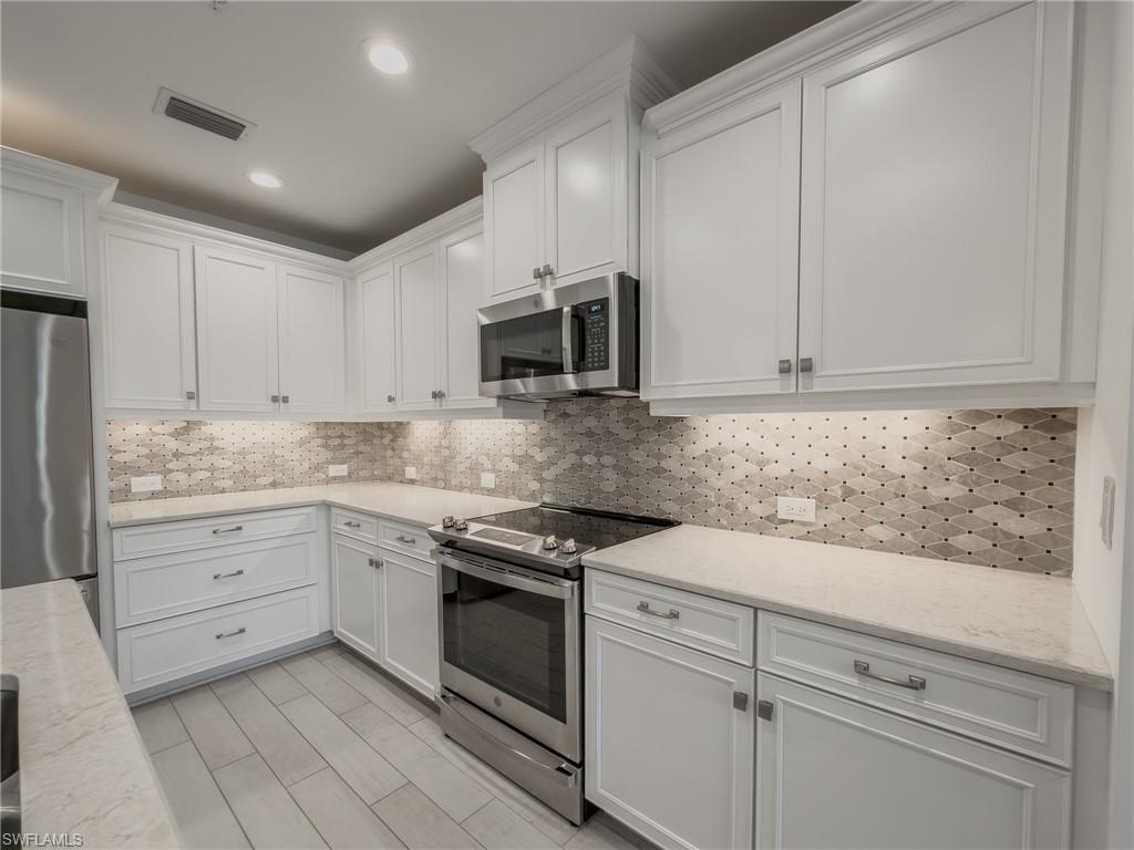 2543 Seychelles Drive, Unit 604 Naples, FL 34112 - Photo 20 of 50
