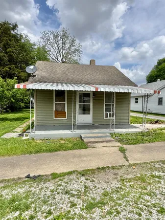 $39,000 | 304 East Franklin Street, St. Paul, IN 47272