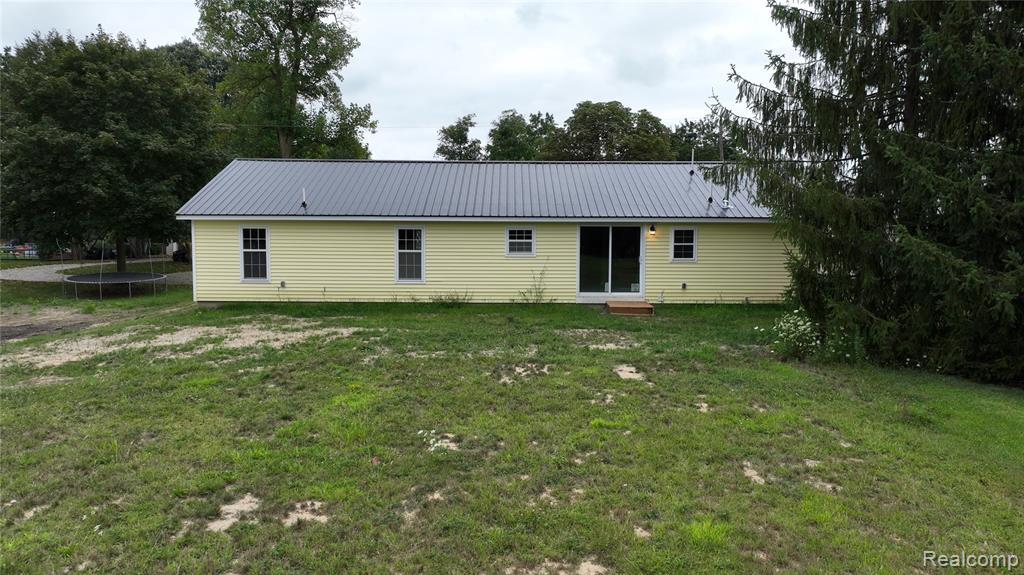 4071 South Mill Road Dryden, MI 48428 - Photo 33 of 37 Gallery Image 33