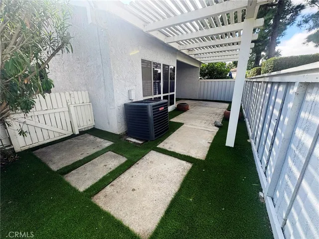 $4,600 | 909 South Lake Summit Drive, Anaheim Hills, CA 92807