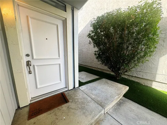 $4,600 | 909 South Lake Summit Drive, Anaheim Hills, CA 92807