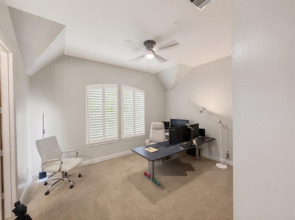 15850 Quorum Drive Addison, TX 75001 - Photo 9 of 23