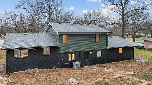 $374,900 | 2712 Westleigh Drive, Indianapolis, IN 46268