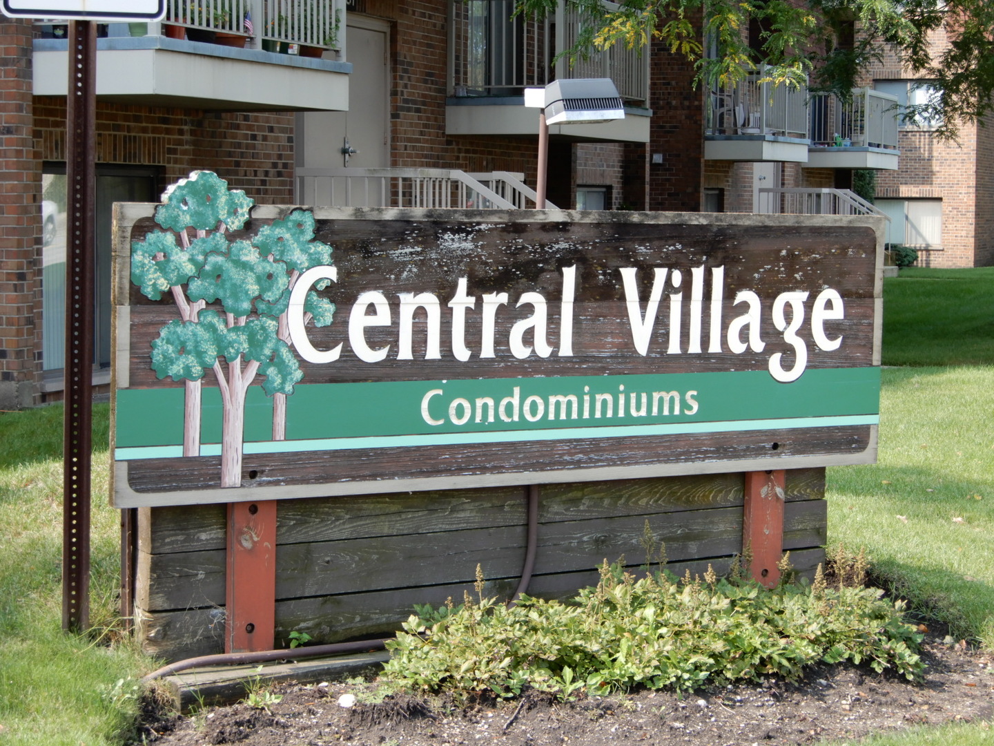 705 West Central Road, Unit 2C1 Mount Prospect, IL 60056 - Photo 1 of 8 a view of sign board