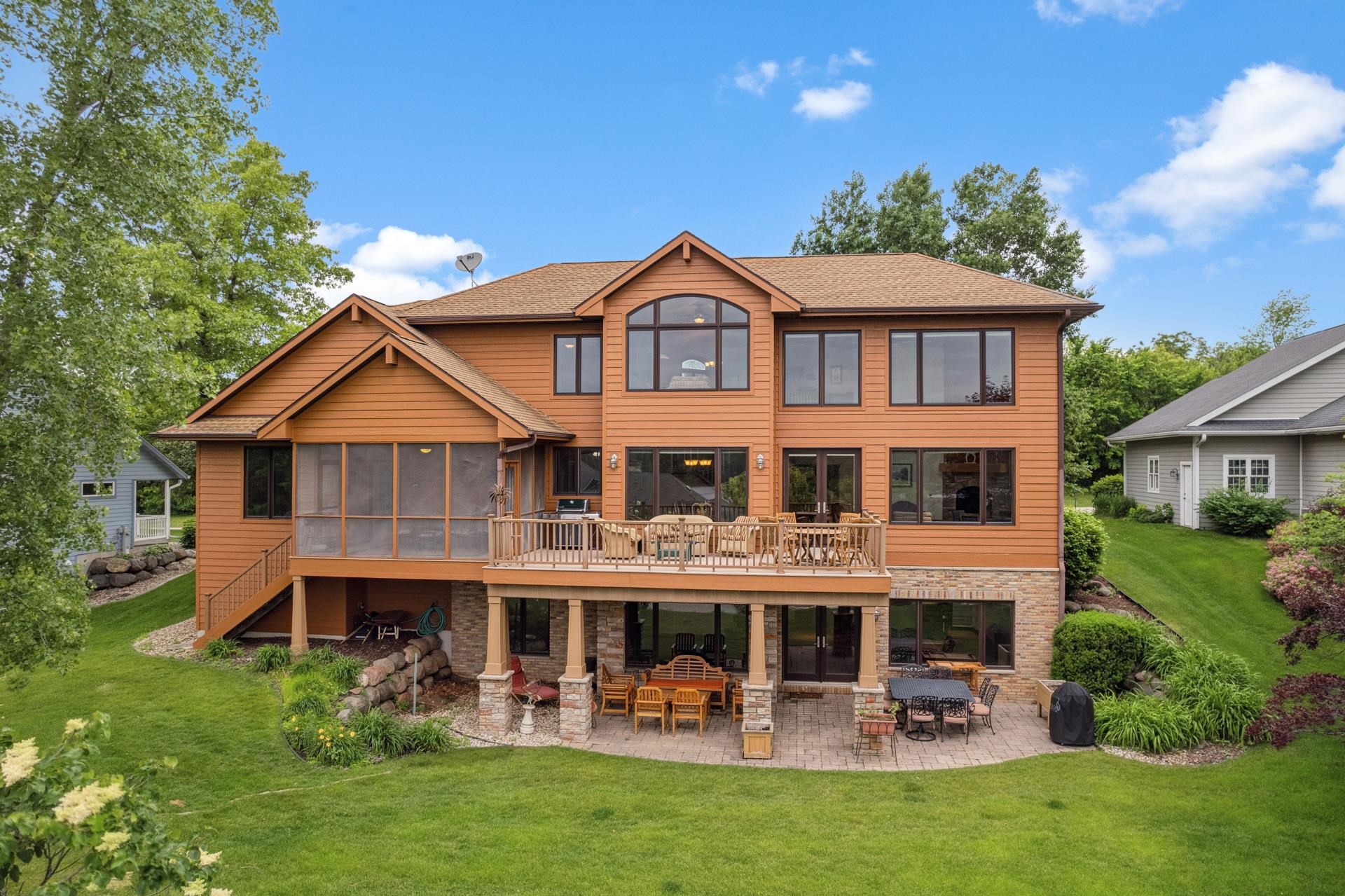 E12239 Timber Rdg Trail Prairie du Sac, WI 53578 - Photo 4 of 61