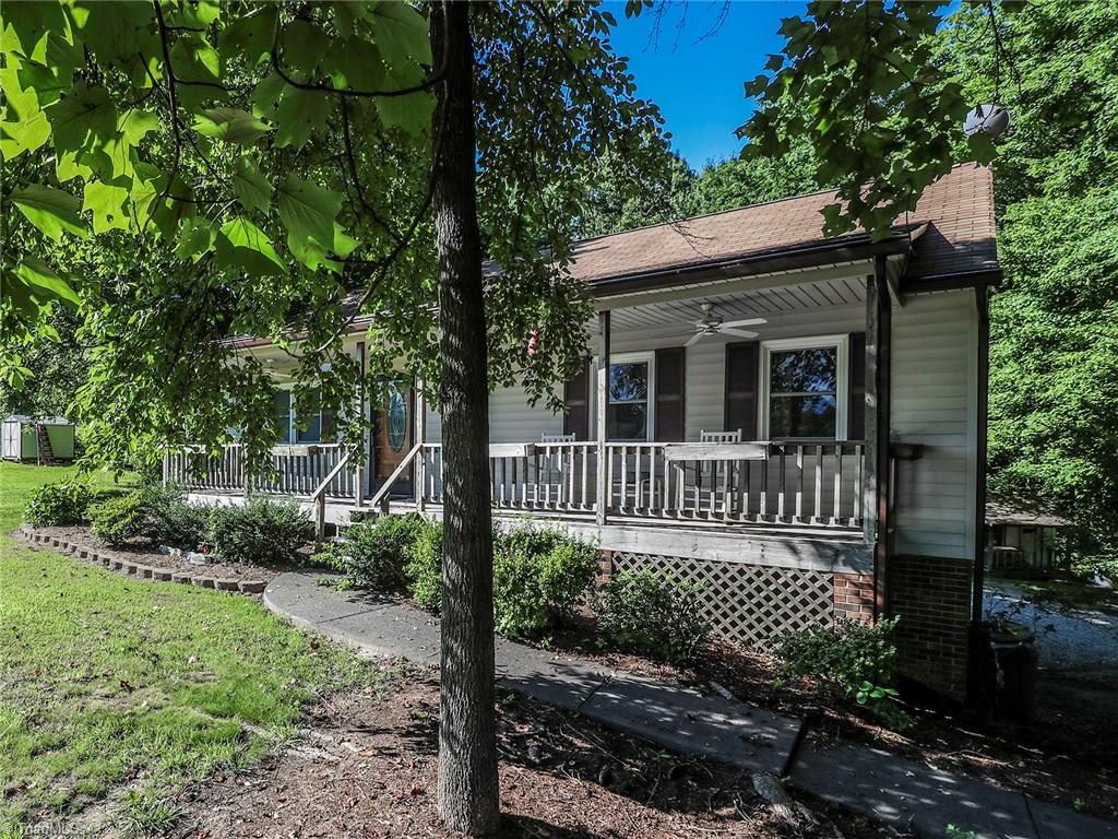 3756 Day Road Walkertown, NC 27051 - Photo 2 of 24 Gallery Image 2