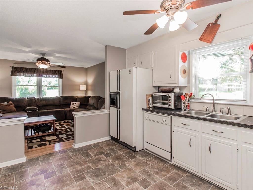 3756 Day Road Walkertown, NC 27051 - Photo 9 of 24 Gallery Image 9