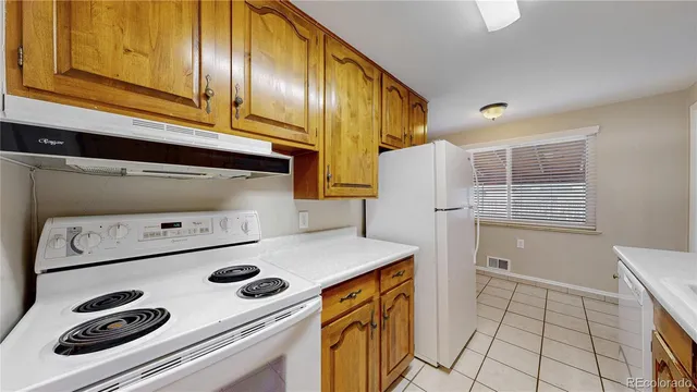 $2,535 | 1672 South Benton Street, Lakewood, CO 80232