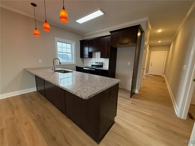 $414,999 | 10 Platten Drive, Elbridge, NY 13080