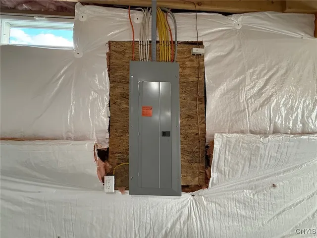 $414,999 | 10 Platten Drive, Elbridge, NY 13080