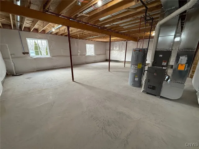 $414,999 | 10 Platten Drive, Elbridge, NY 13080