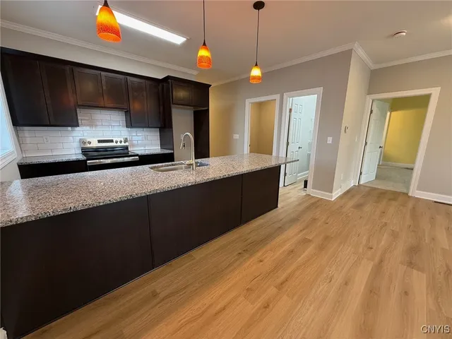 $414,999 | 10 Platten Drive, Elbridge, NY 13080