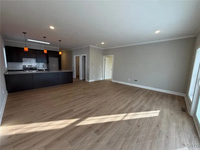 $414,999 | 10 Platten Drive, Elbridge, NY 13080