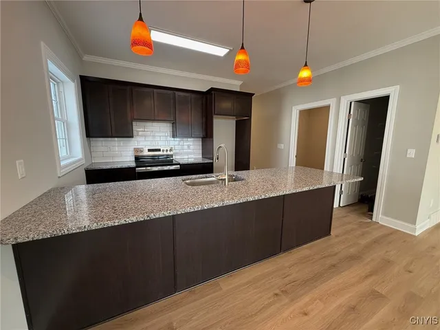 $414,999 | 10 Platten Drive, Elbridge, NY 13080