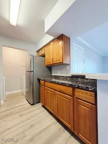 $1,090 | 2845 Winkler Avenue, Unit 317, Fort Myers, FL 33916