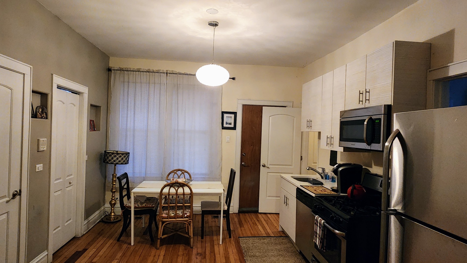 2150 West Iowa Street, Unit 3 Chicago, IL 60622 - Photo 3 of 11