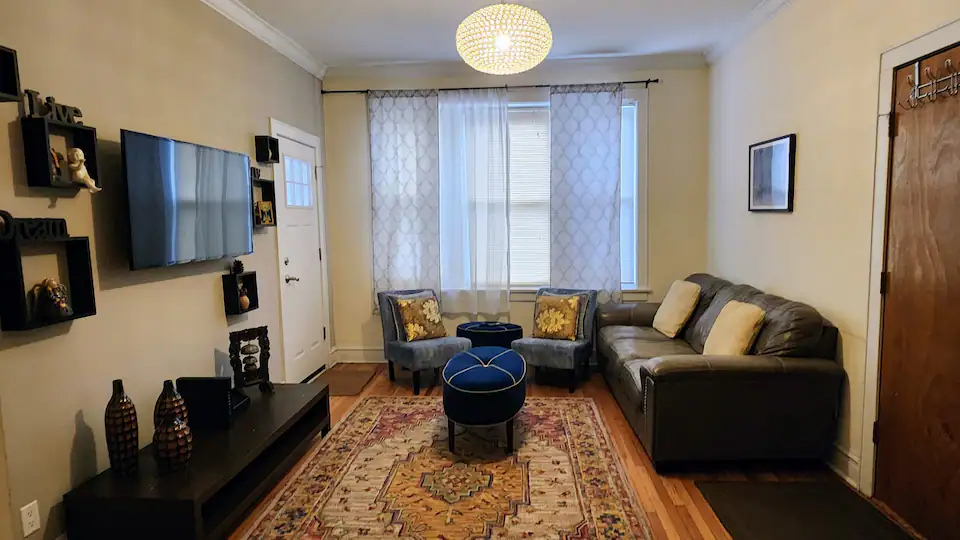 2150 West Iowa Street, Unit 3 Chicago, IL 60622 - Photo 6 of 11
