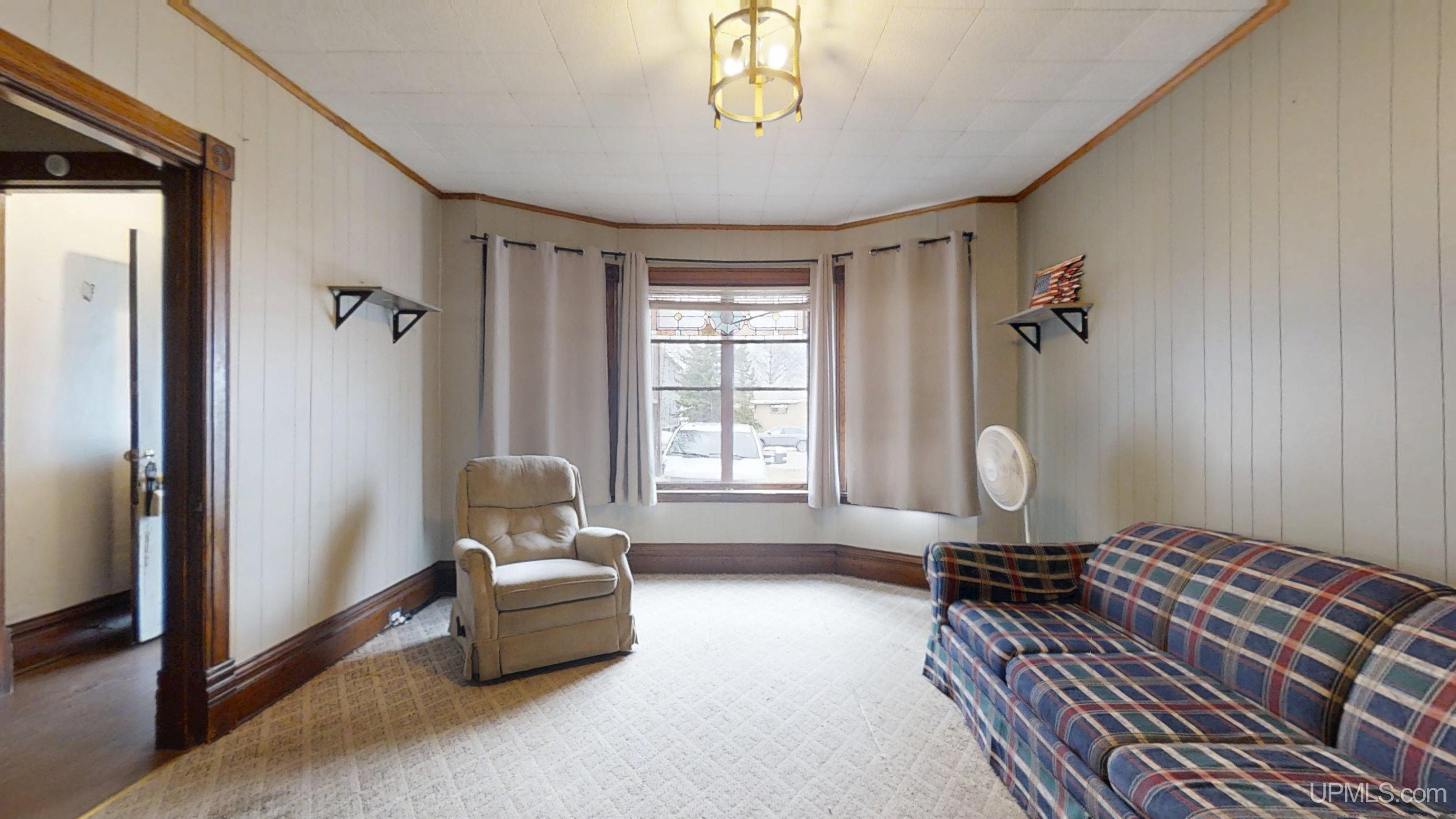 419 7th Street Calumet, MI 49913 - Photo 6 of 54