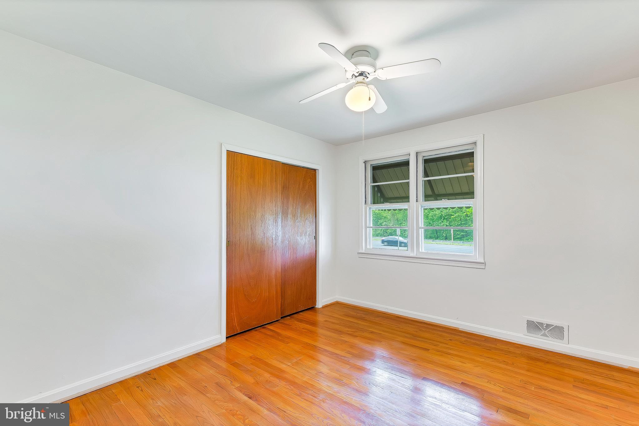 1280 Solomons Island Road North Prince Frederick, MD 20639 - Photo 14 of 24 3rd bedroom with ceiling fan