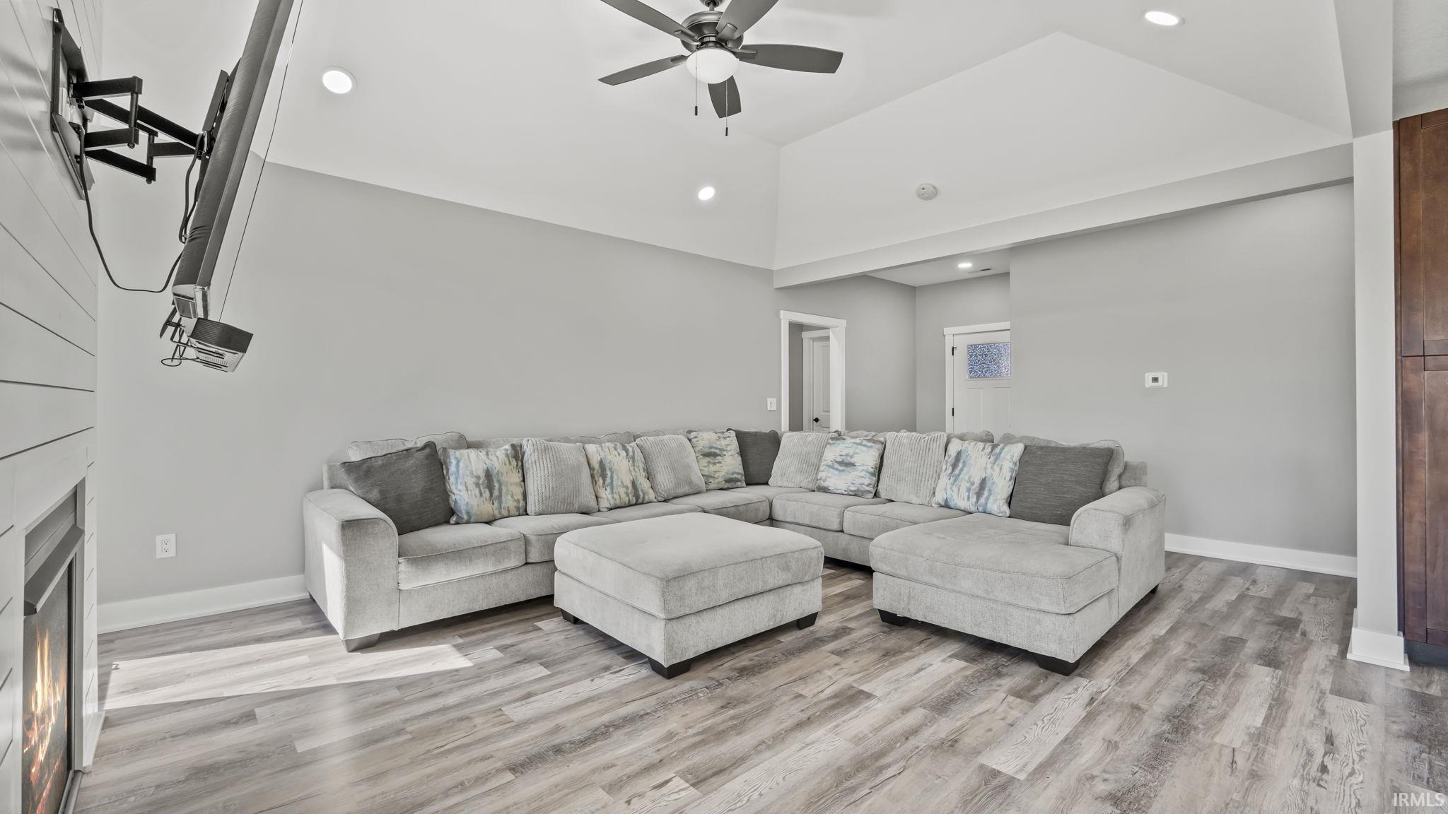 422 Westward Drive Butler, IN 46721 - Photo 15 of 35