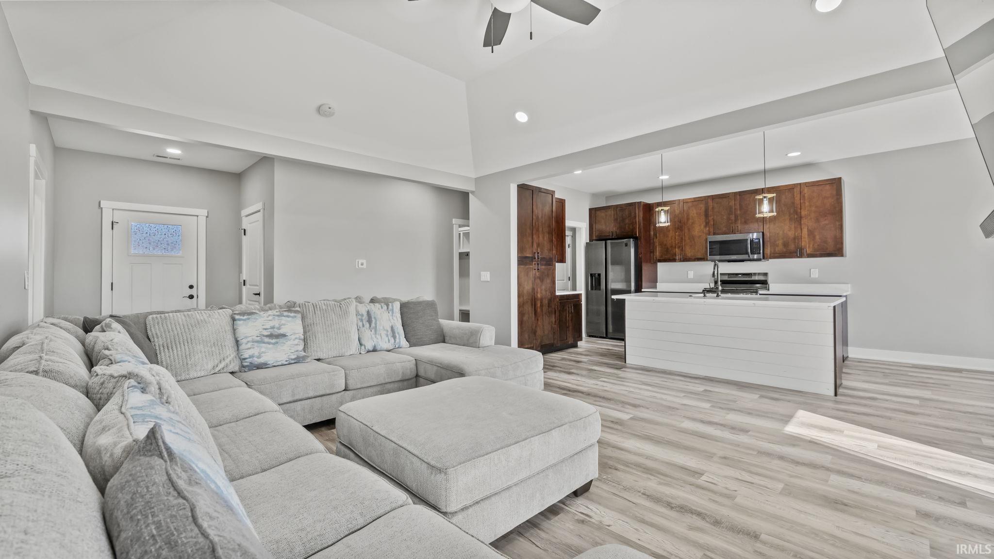 422 Westward Drive Butler, IN 46721 - Photo 23 of 35