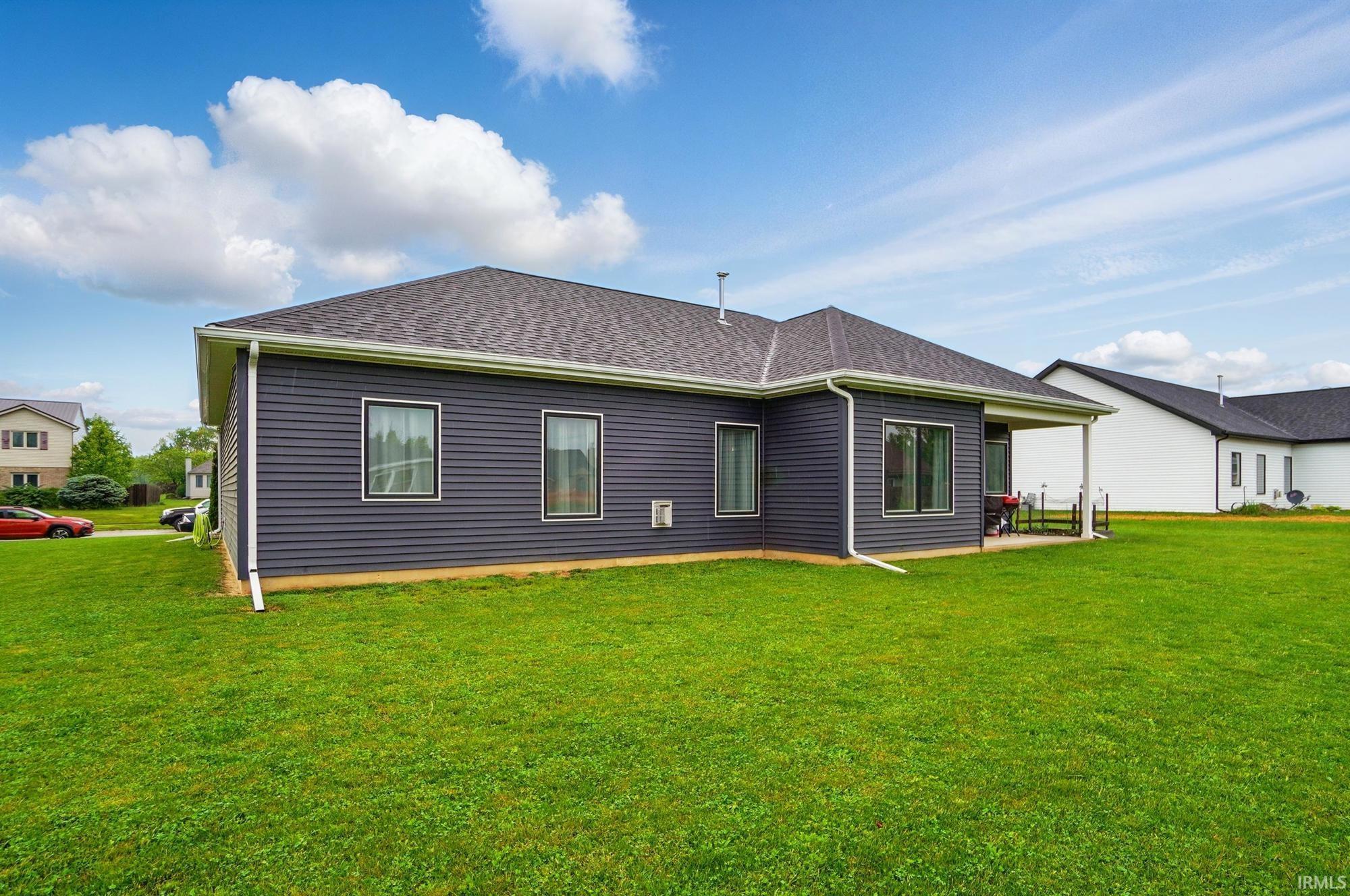 422 Westward Drive Butler, IN 46721 - Photo 8 of 35