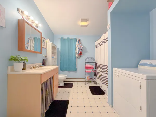 $499,000 | 21 Hillside Avenue, Casco, ME 04015