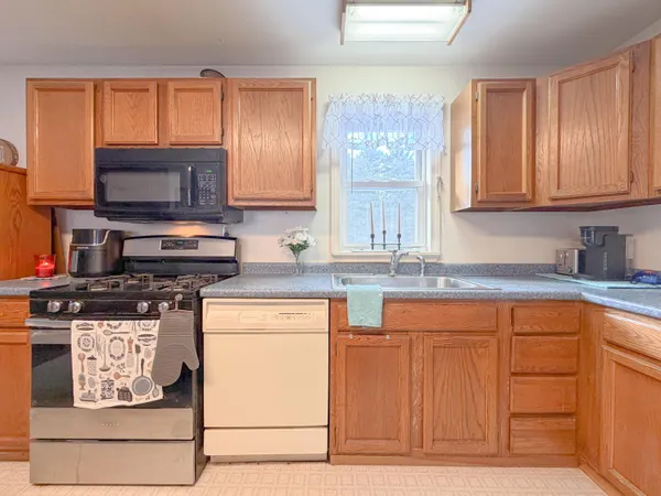 $499,000 | 21 Hillside Avenue, Casco, ME 04015