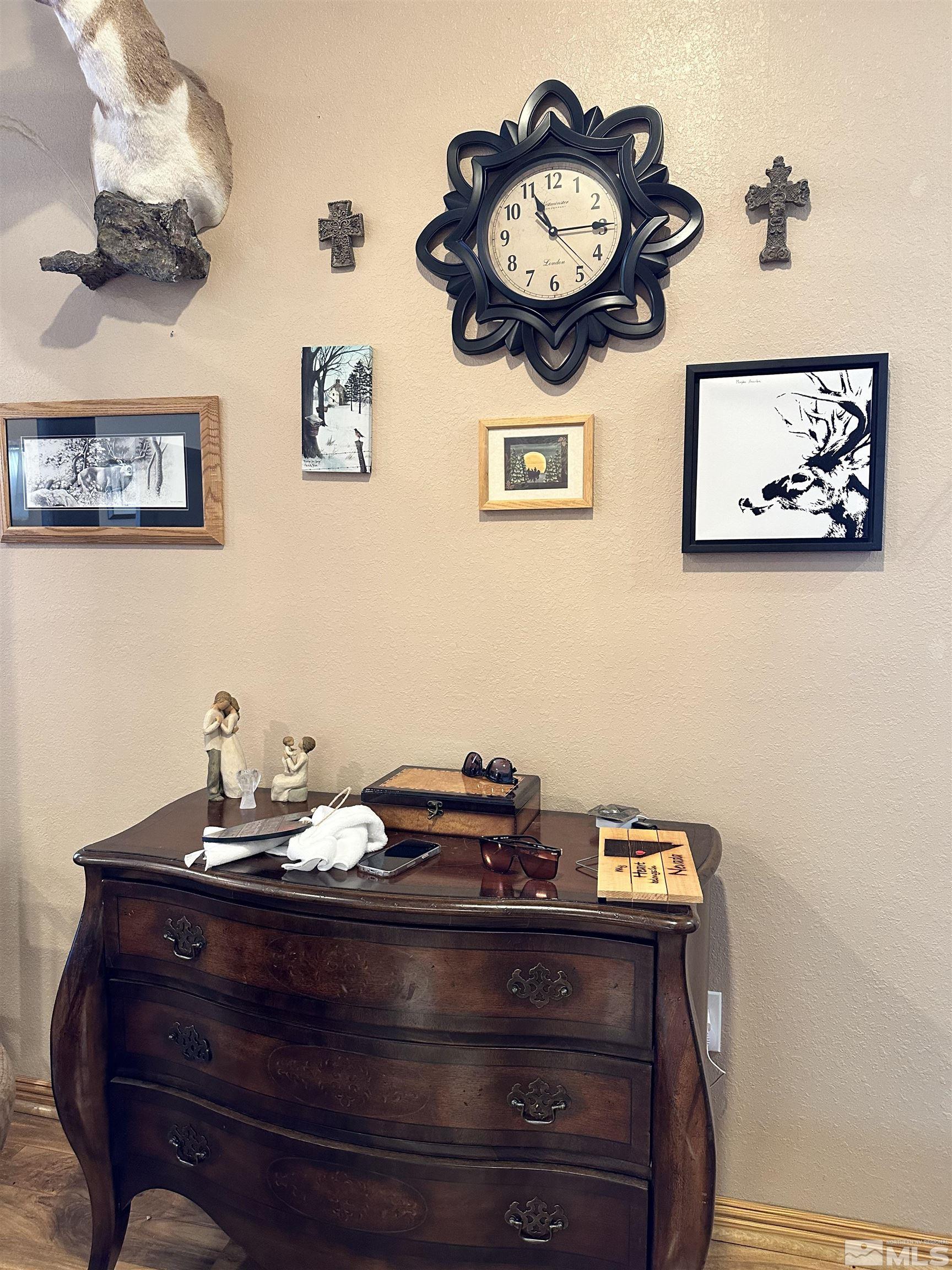 580 Silver Circle Tonopah, NV 89049 - Photo 22 of 37 a view of a workspace