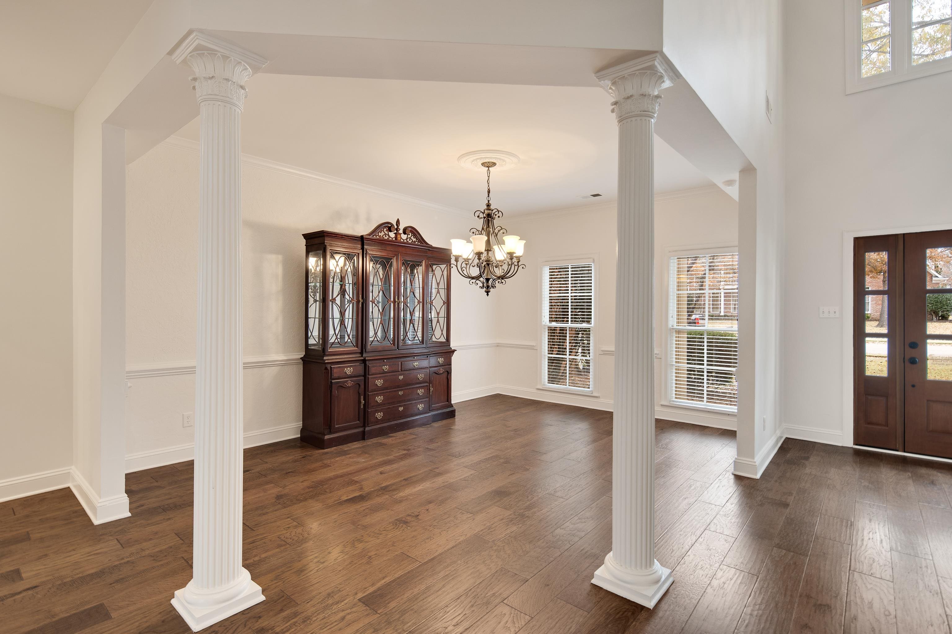 543 Estanaula Road Collierville, TN 38017 - Photo 5 of 37 a view of a livingroom with wooden floor