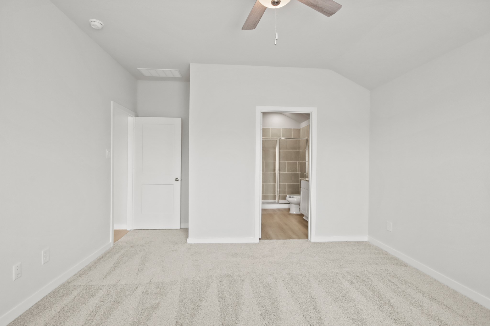 9715 Caney Bend Road Conroe, TX 77303 - Photo 8 of 24 a view of an empty room