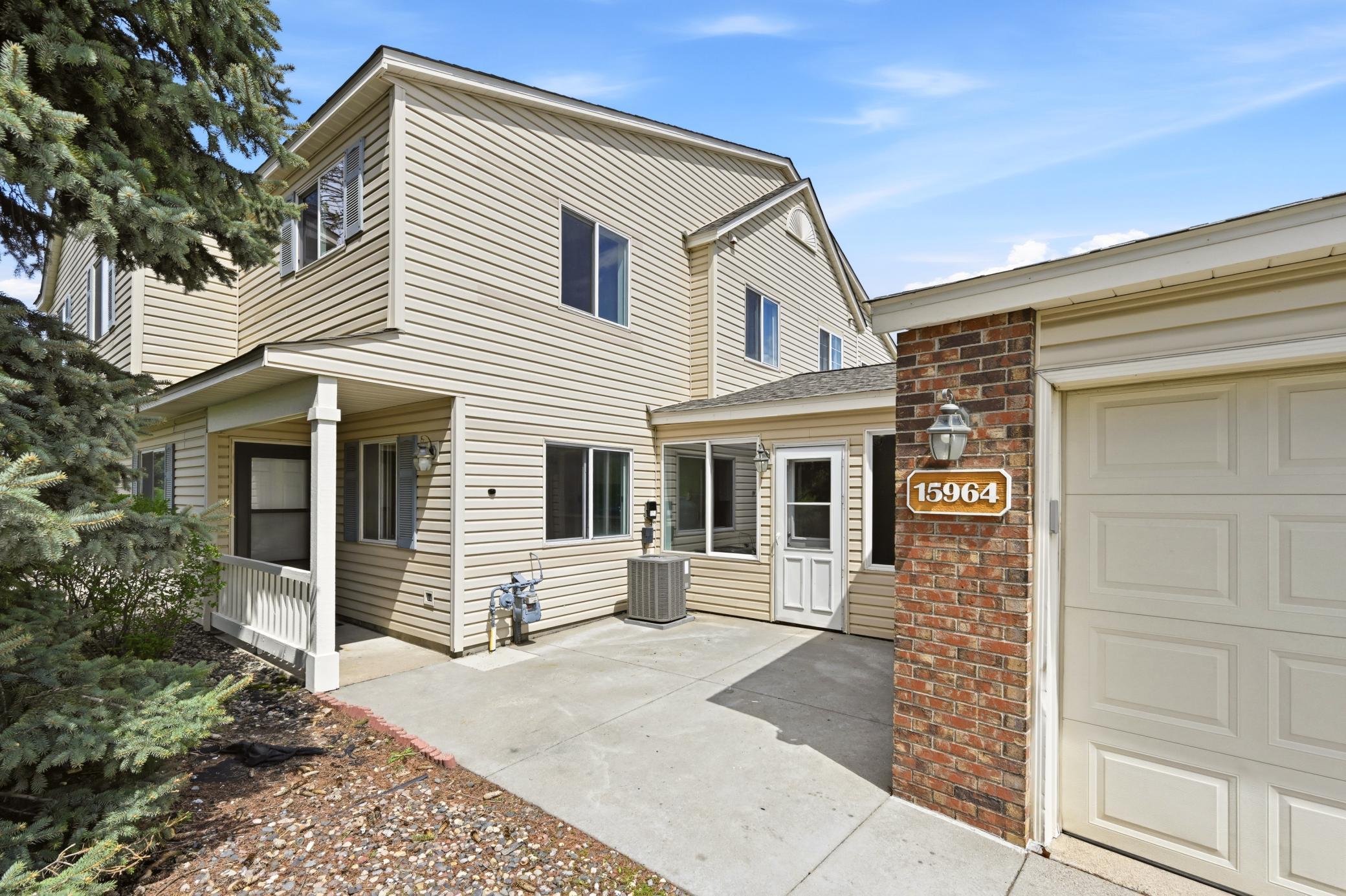 15964 Granada Avenue Apple Valley, MN 55124 - Photo 1 of 28
