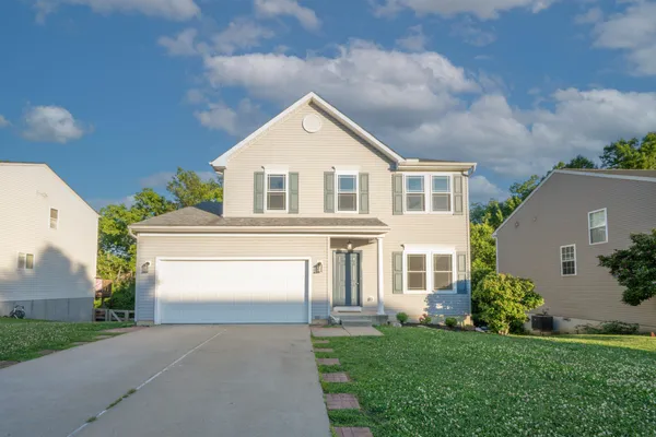 $350,000 | 557 Panzeretta Drive, Walton, KY 41094