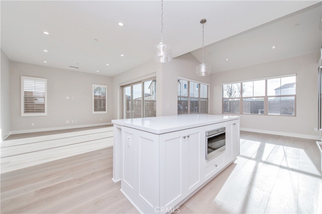 128 Rimstone Irvine, CA 92618 - Photo 17 of 35